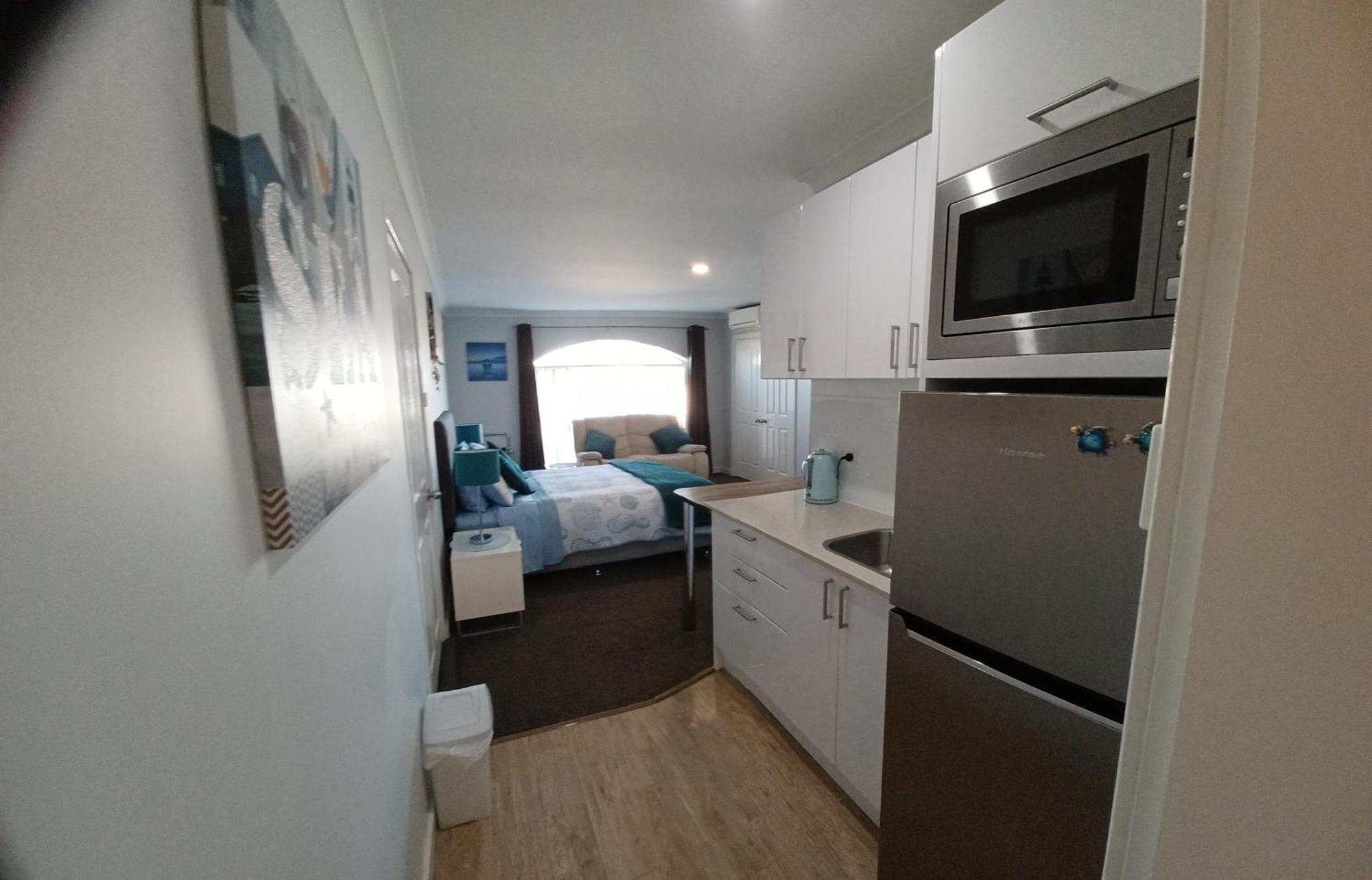 רוקינגהאם Palm Beach Guest House מראה חיצוני תמונה