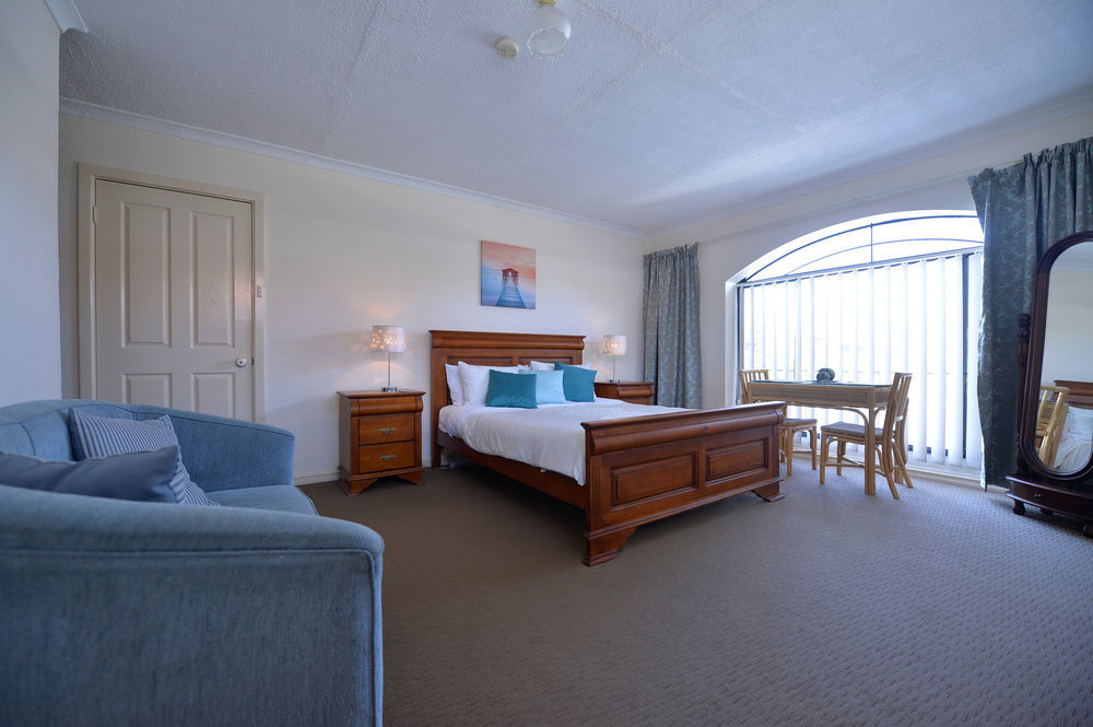 רוקינגהאם Palm Beach Guest House מראה חיצוני תמונה